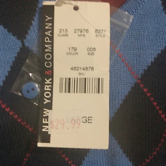 Top - Picture 2 of 2